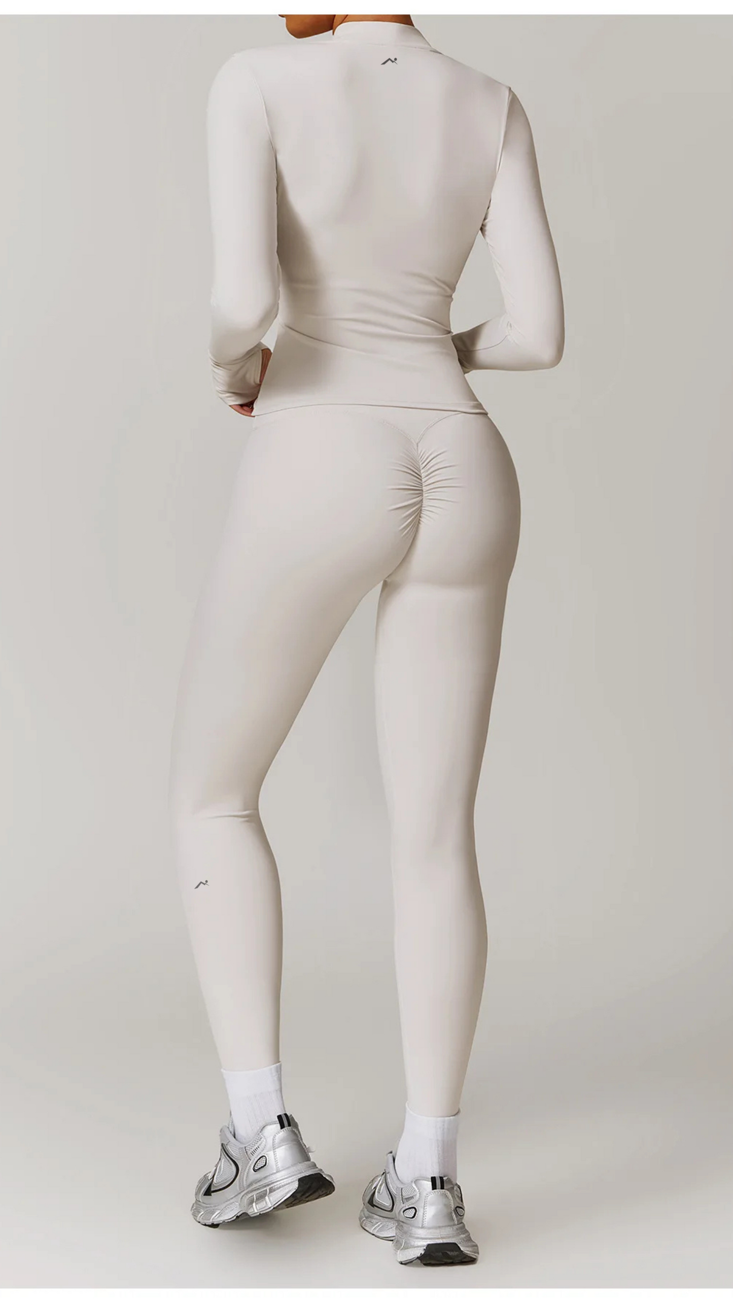 LUXE ג׳קט צמוד עם כיסים